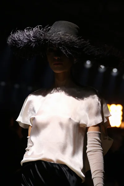 Look 93